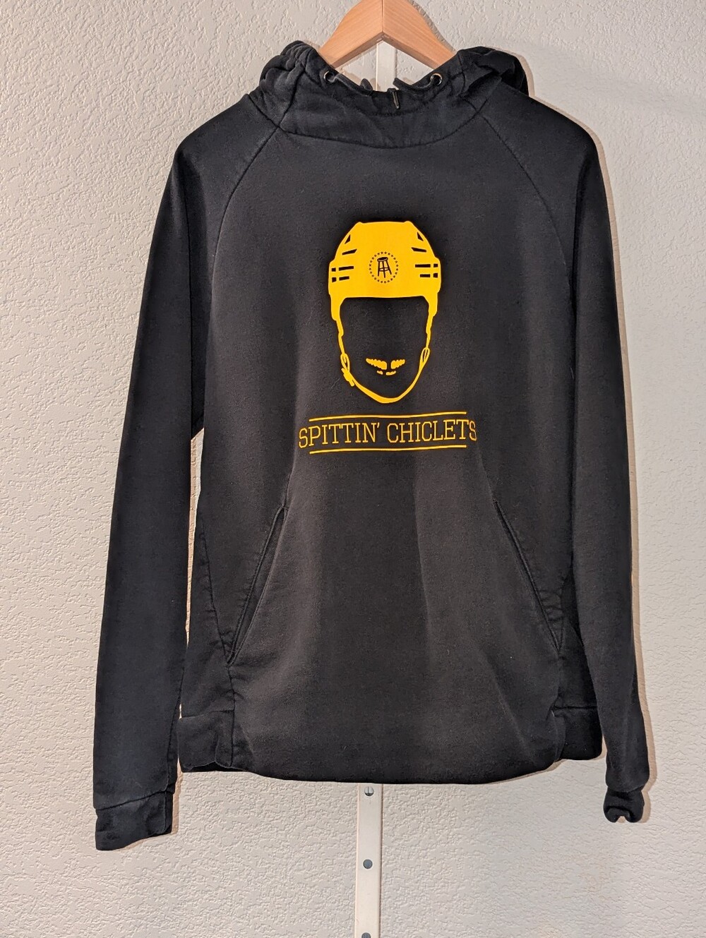 Bauer Spittin Chiclets Hoodie Men's Size Medium